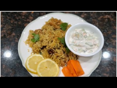 chicken-biryani-and-cucumber-raita