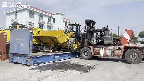 SEM656D Wheel Loader loading into 40