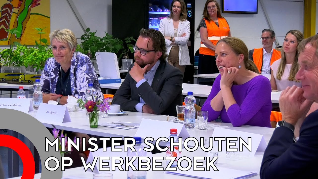 Minister Schouten bezoekt Ergon-medewerkers in Geldrop