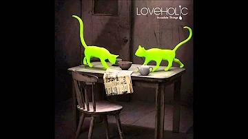 Loveholic - Blue 923