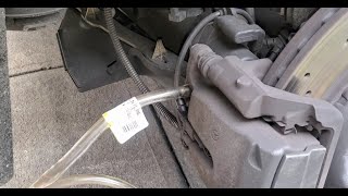 Mercedes Brake Fluid Flush: B4 Brake Flush/Change Service on a Mercedes Benz