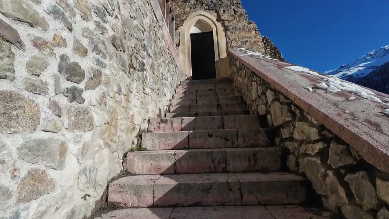 Bulutların Üstündeki Sır: Sümela Manastırı