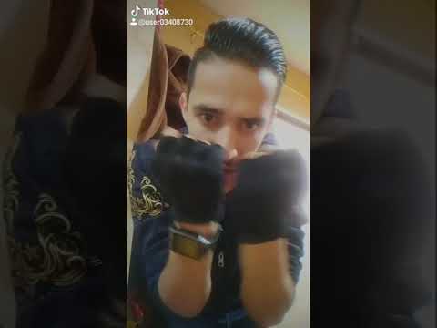 يقولون عني مغرور اي نعم أنا مغرور لم اخلق من نور ولا عشت بقصور
