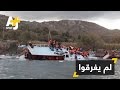 إنقاذ لاجئين على مركب في البحر المتوسط بعد اصطادمه بصخرة إنقاذ لاجئين على مركب في البحر المتوسط بعد اصطادمه بصخرة