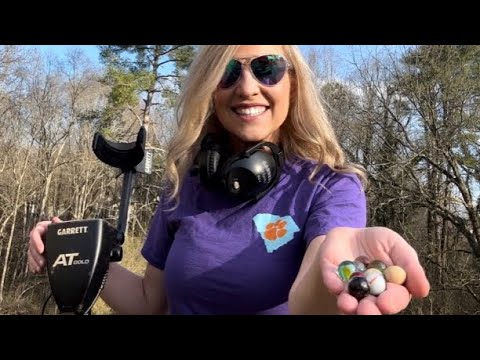E23 What I Found while Metal Detecting in My Back Yard - YouTube