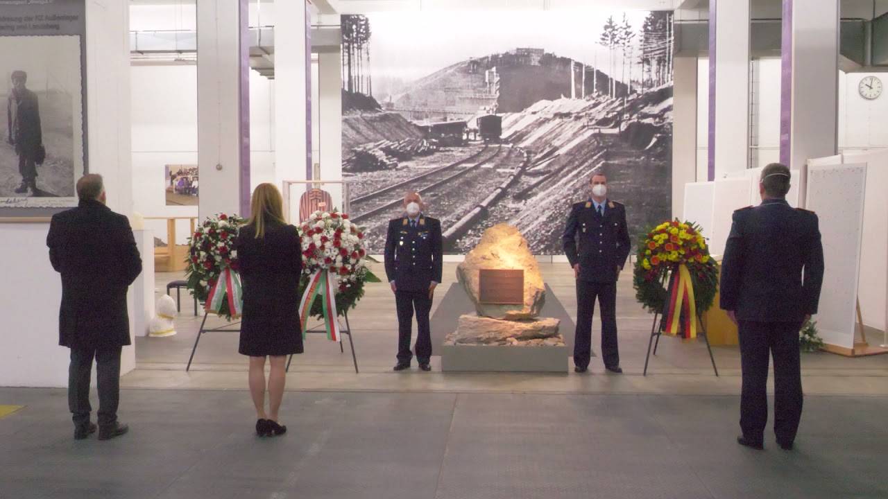 Kranzniederlegung zum Gedenktag Befreiung KZ-Außenlager Dachau / Kaufering