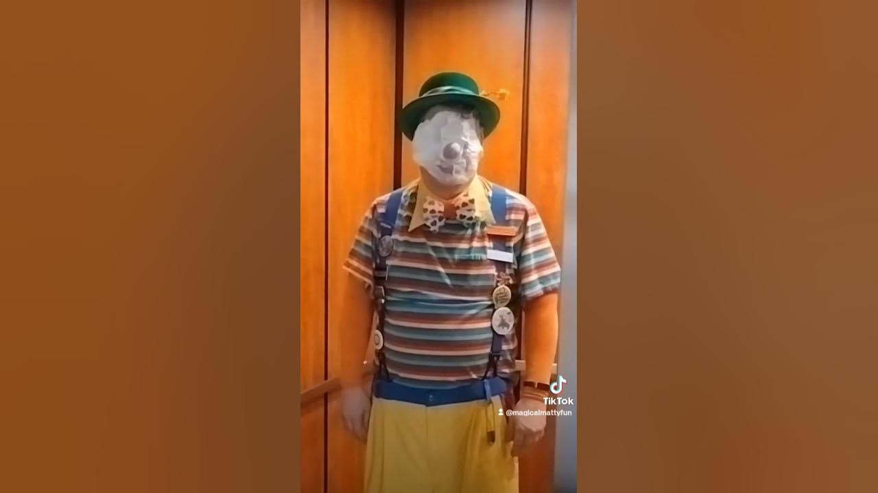 Wrong floor #clown #comedy #funny #clowns #fun #circus #carnival #pie #pieinface #slapstick
