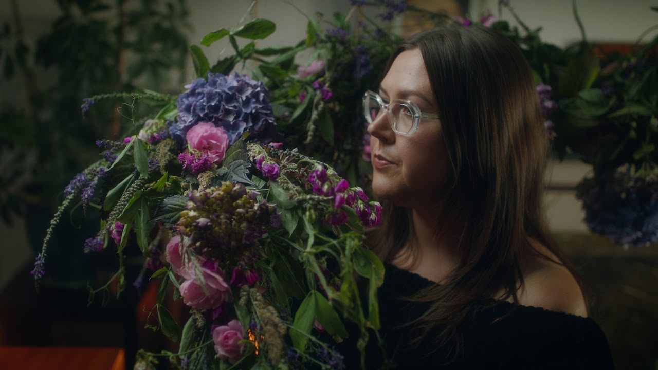Nadia Reid - Get The Devil Out (Official Video)