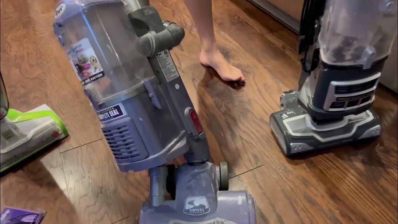 Shark UV540 Lift Away Upright Vacuum vs Shark NV352 Navigator Lift Away