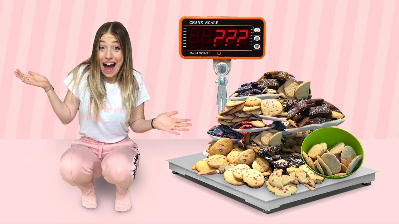Wer wiegt mehr? 😱 BIBI vs. KEKSE 🍪 video to gif