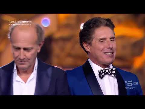 Zelig 30 - Raul Cremona per la prima volta sul palco di Zelig come RAUL CREMONA 🪄