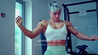 Lavinia Olteanu working out the upper body (2)