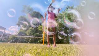 Playing with bubbles 