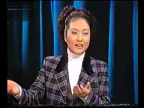 彭丽媛1999年在节目中谈及自己丈夫