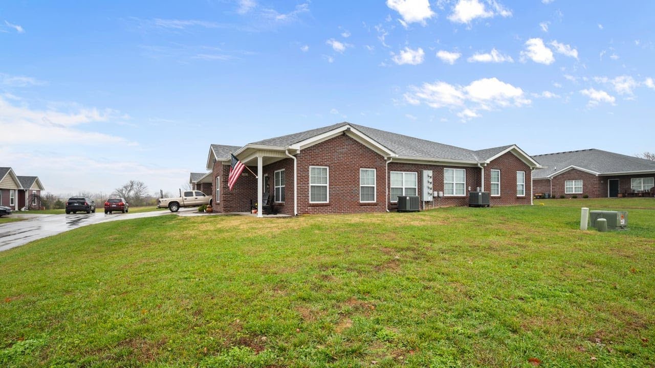 20 Hunters Ridge Dr, Eminence, KY