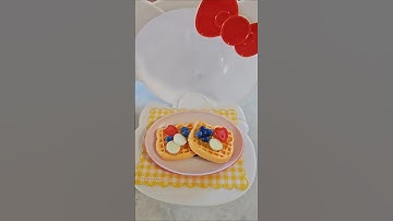 These Hello Kitty Waffles are SO Cute!! 🥰 #miniverse #hellokitty