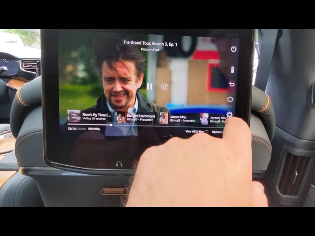 Uconnect 5 demonstration in 2022 Jeep Grand Wagoneer
