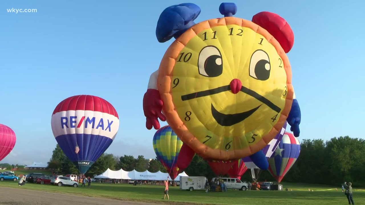 Hot air balloons fill the sky in Canton as Pro Football Hall of Fame