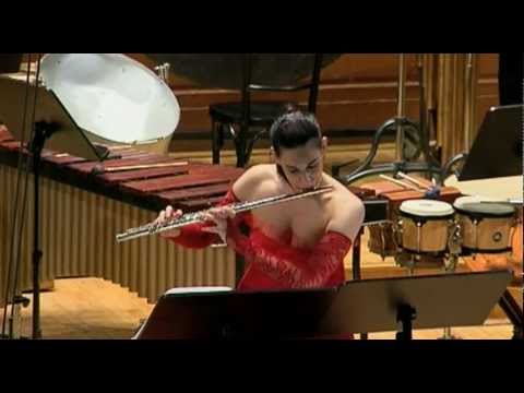 Sztojanov: Flute Concerto, 3. movement by Noemi Gyori flute & Amadinda Percussion Group