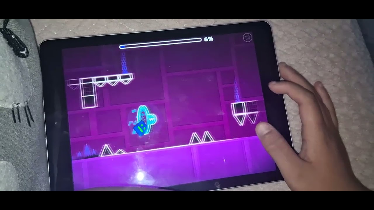 SB Movie: Shark Puppet Plays Geometry Dash! (Part 4)