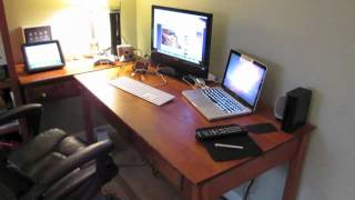 Desk tour December 2010