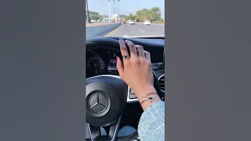 حالات واتساب سيارة للبنات 