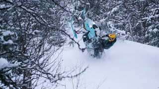 Oktan med vänner testar Lynx och Ski-Doo 2024 - Deep Snow
