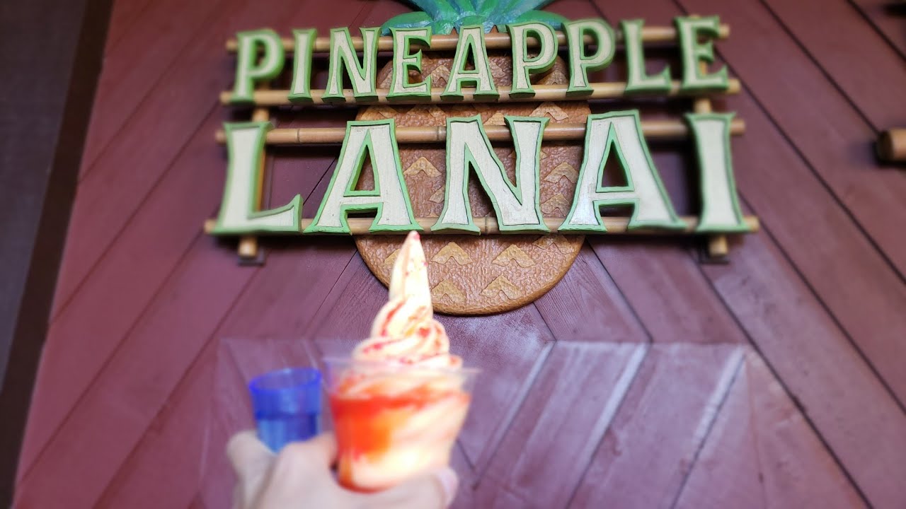 Disney's Polynesian Village Resort - Dole Whip Lava Float w/ Coconut Rum | Walt Disney World