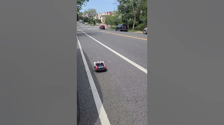 Arrma Mojave 4s street acceleration on 3s #arrma #arrmamojave #4s #rc #arrmaarmy