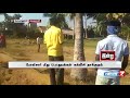 எருதுவிடும் விழாவை தடுத்து நிறுத்திய போலீசாரால் மோதல் வெடித்தது