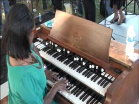 Evangelist Cynthia Crochet - Birthday Organ Solo