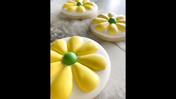 How To Make Puffy Royal Icing