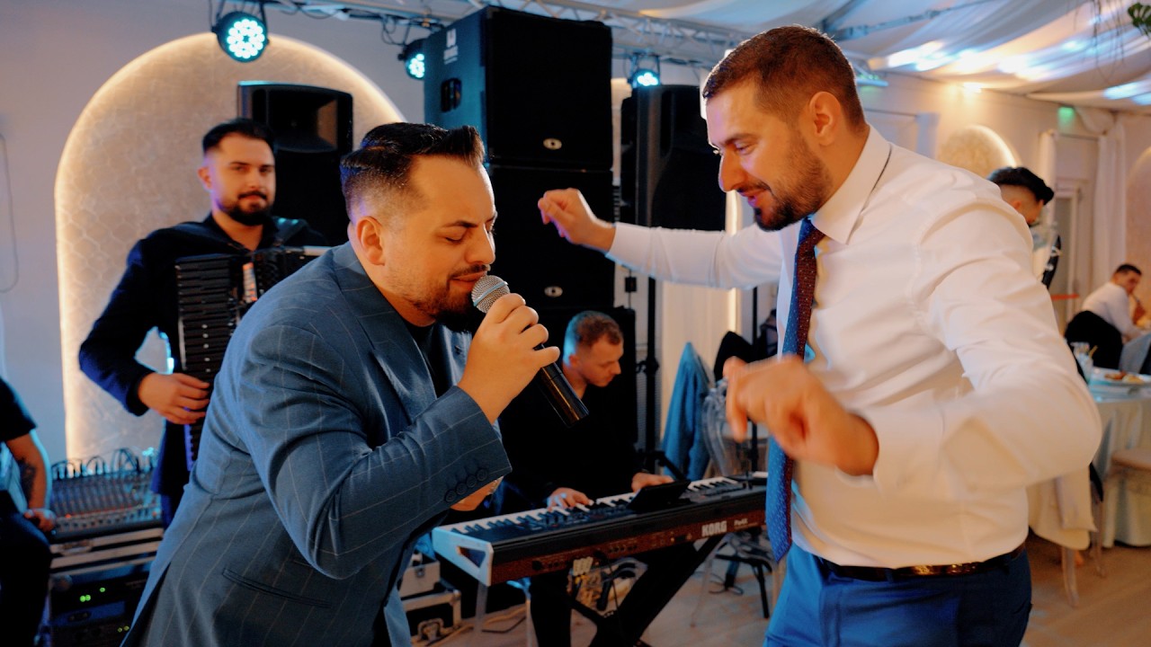 Cristian Badoi - Fata Mea Floare De Vara (Live) - YouTube