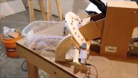 Fascinating Motorized DIY Automatic Cat & Dog Feeder