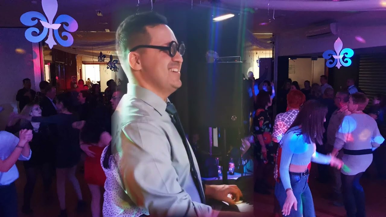 The Connector zenekar-Hopa cupa