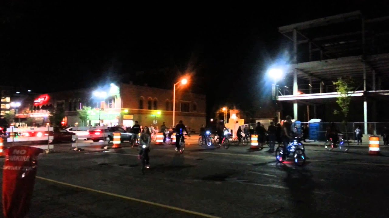 making memories with you Dlectricity bike parade Detroit 2014 Woodward Avenue