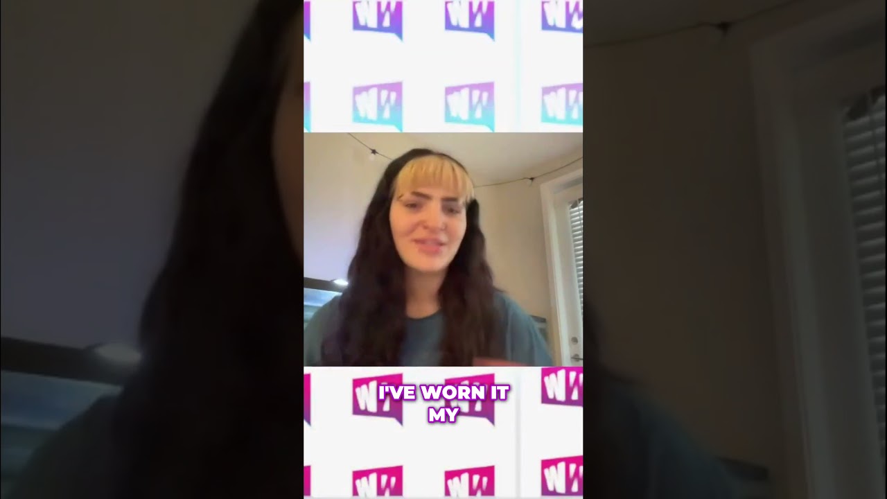 Steph DeLander: "Red Lipstick Inspired by Nikki Bella & Christina P!"