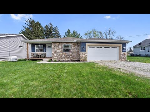 15586 Pine Street, Monroe, MI home video tour