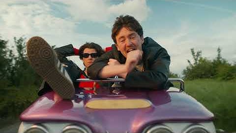 push baby - Circles (music video)