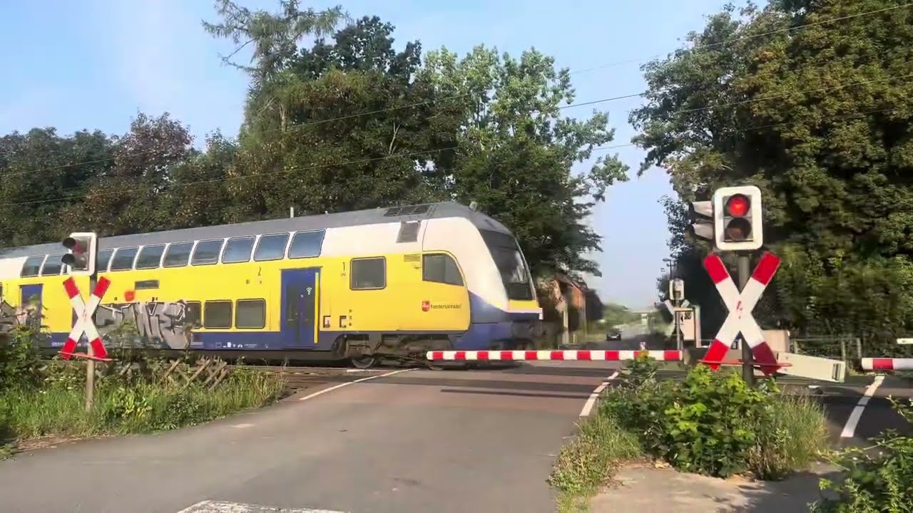 Bahnübergang Sarstedt, Jeinser Weg (9.8.25)