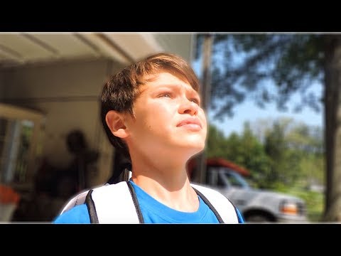 STARING AT THE SOLAR ECLIPSE!! (BLIND)