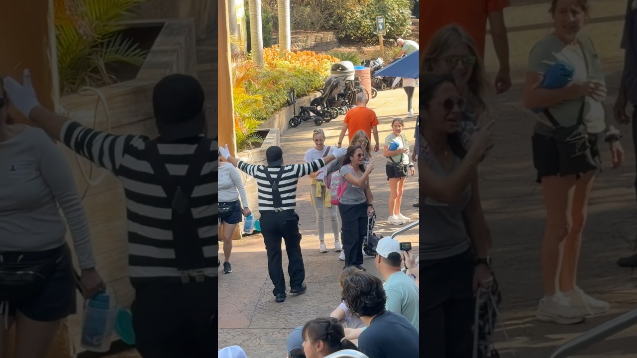 Nobody was onboard 😂 Tom the mime seaworld Orlando 