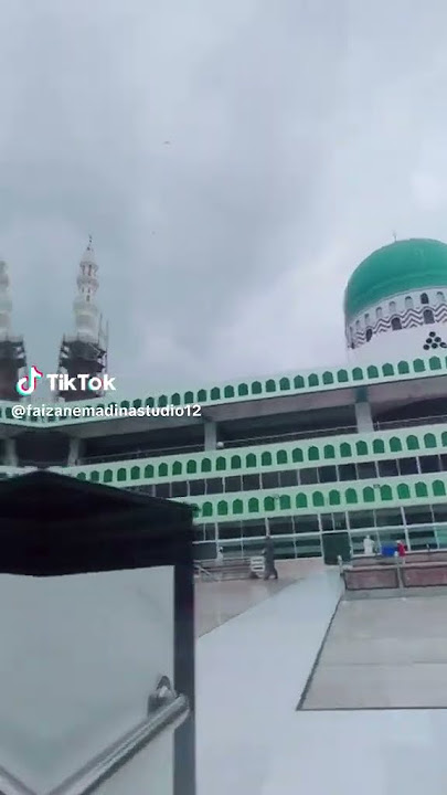 Fazana e Madina  kha under kha manazir mashallah