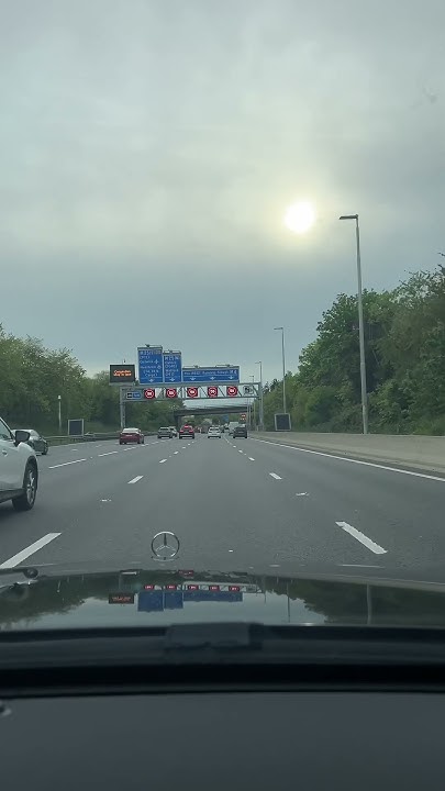 traffic-update-on-m4-heading-towards-heathrow-youtube