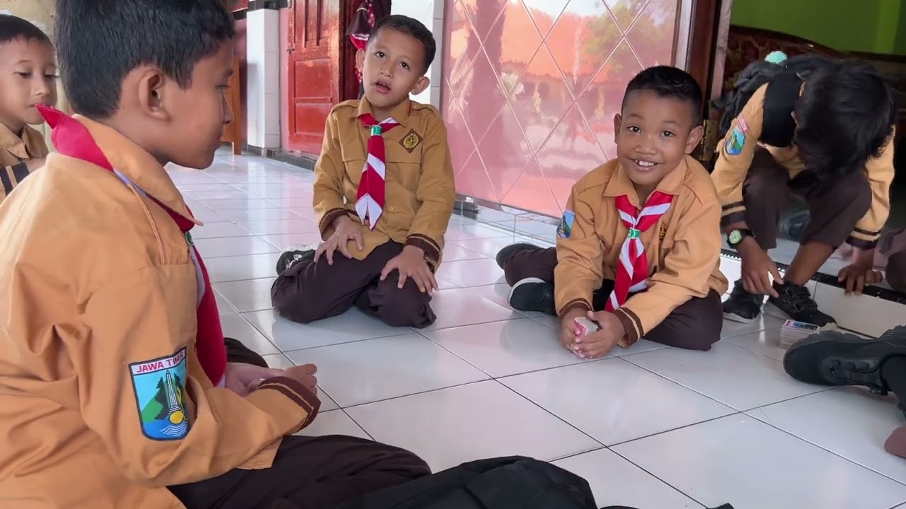 RAKA TOP 1 TEPUK KARTU 🔥 1 SEKOLAHAN DIKALAHKAN SEMUA ‼️RAKA NI BOSS 😎 Sikatttttt 💥