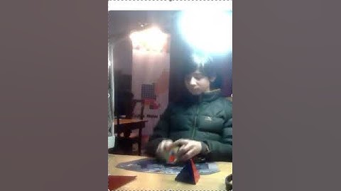 0.9 second pyraminx solve #rubikscube #pyraminx #speedcubing #cubing #twitch #gaming