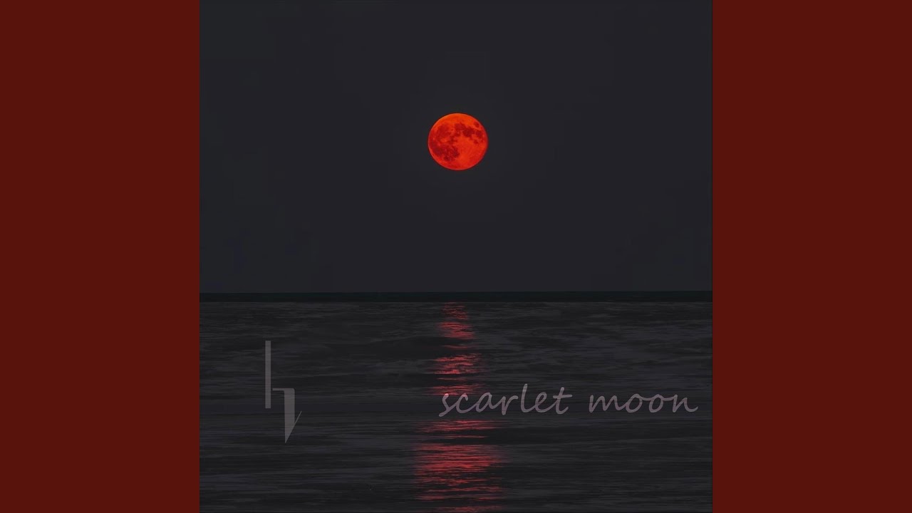 Scarlet Moon 