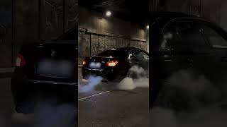 BMW E60 m5, дрифтонул в проезде! Звук огонь!!!🔥 🔥 🔥