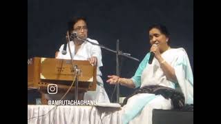 Asha Bhosle and Hridaynath mangeshkar performance | Rare vedio clip #mangeshkar #ashabhosle #music 
