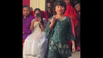 Viral dance of little girl..❤️ Shakir Batagund